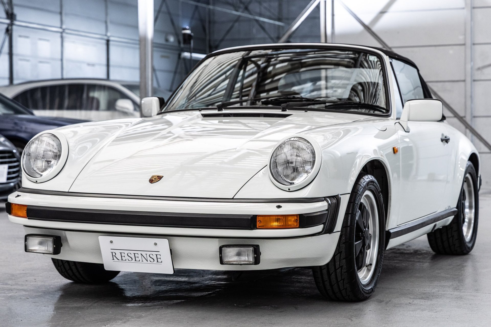 PORSCHE 911 CABRIOLET - View 1