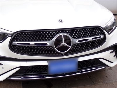 MERCEDES-BENZ GLC - 7