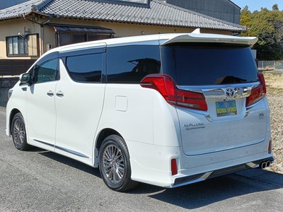 TOYOTA ALPHARD - 4