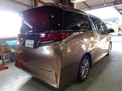 TOYOTA ALPHARD - 5
