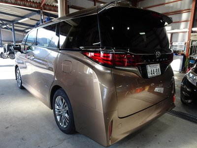 TOYOTA ALPHARD - 7