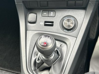 TOYOTA GR YARIS - 9