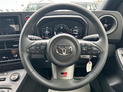 2026 Toyota GR YARIS 缩略图 12
