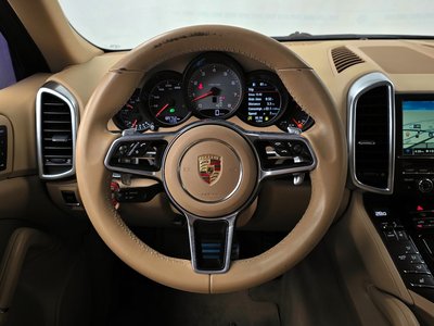 2015 Porsche CAYENNE — миниатюра 12