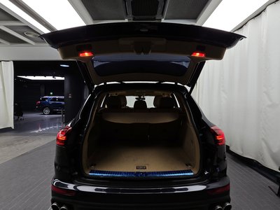 2015 Porsche CAYENNE — миниатюра 19