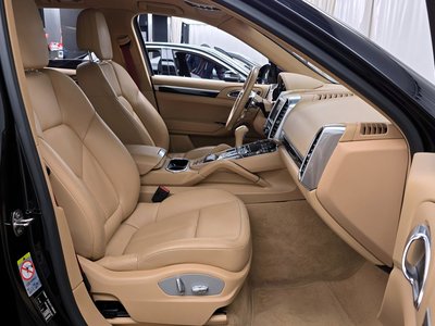 2015 Porsche CAYENNE 照片 10