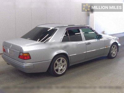 MERCEDES-BENZ E-CLASS - 5