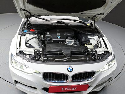 BMW 3 SERIES - 7