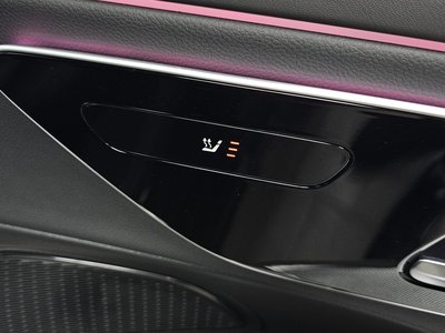 2025 Mercedes-BENZ E-CLASS 缩略图 30