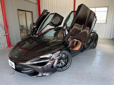 MCLAREN 720S - 9