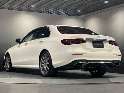 MERCEDES-BENZ E-CLASS - 10