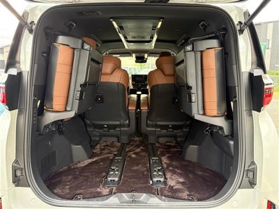 صورة مصغرة 37 لـ 2025 Toyota VELLFIRE