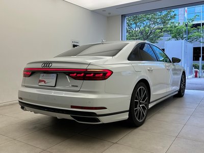 AUDI A8 - 7