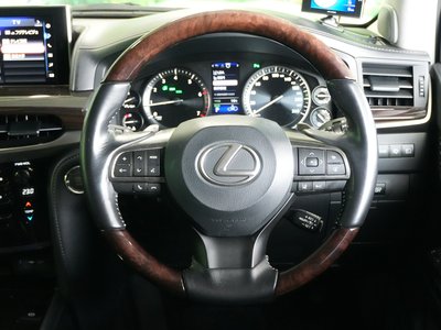LEXUS LX - 8