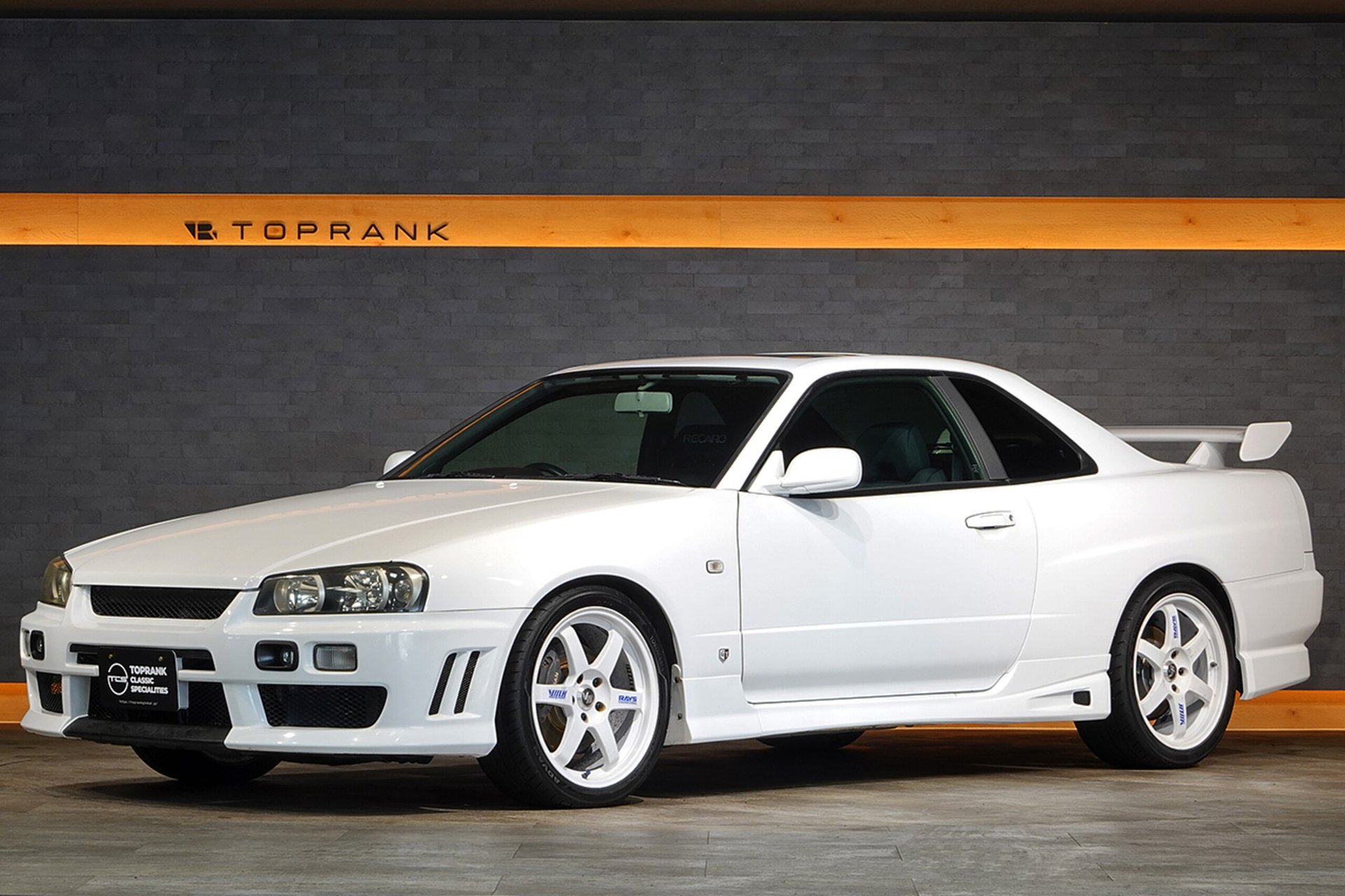 NISSAN SKYLINE COUPE - View 1