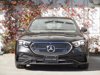 MERCEDES-BENZ E-CLASS - 2