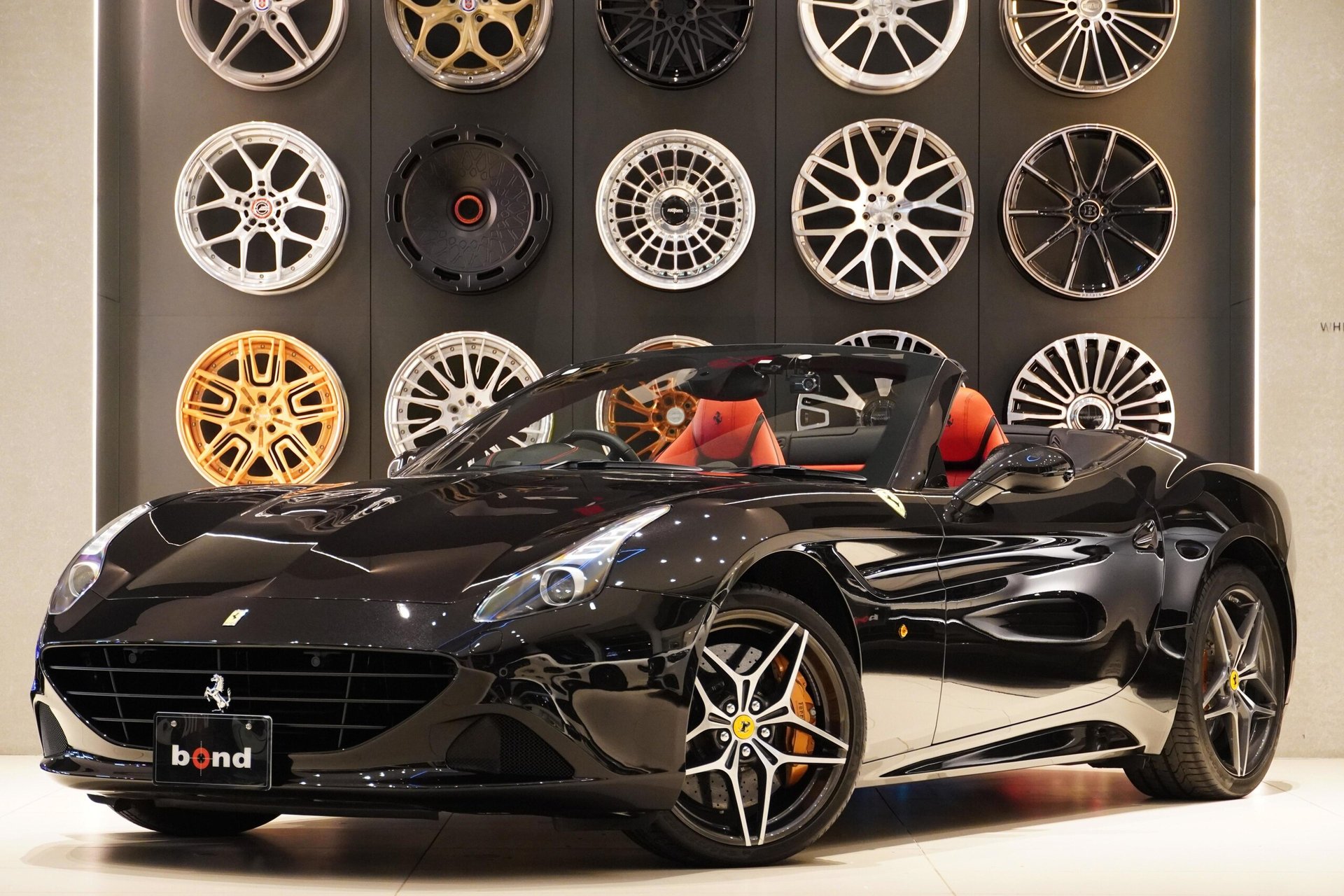 FERRARI CALIFORNIA T - View 1
