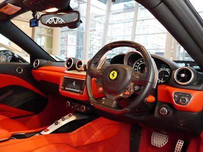 FERRARI CALIFORNIA T - 3