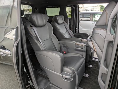 TOYOTA ALPHARD - 10