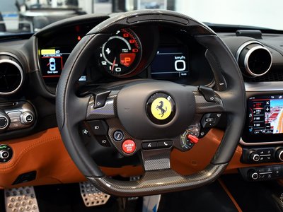 صورة 10 لـ 2021 Ferrari PORTOFINO M