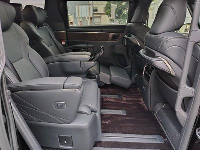 2025 Toyota VELLFIRE 缩略图 12