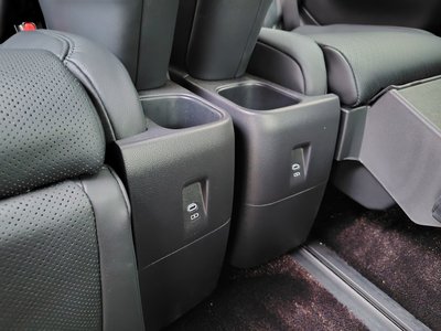 2025 Toyota VELLFIRE 缩略图 36