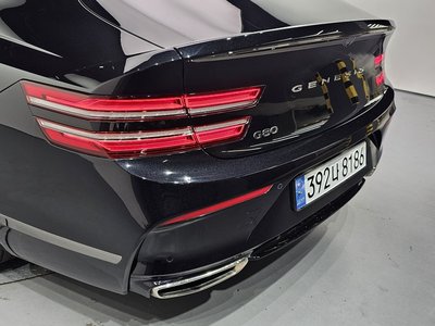 GENESIS G80 (RG3) - 10