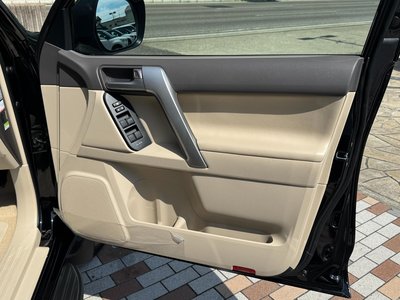 2023 Toyota LAND CRUISER PRADO 缩略图 30