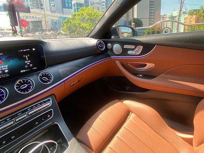 MERCEDES-BENZ E-CLASS - 7