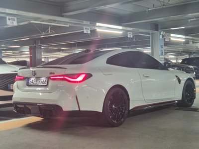 2023 BMW M4 — фото 2