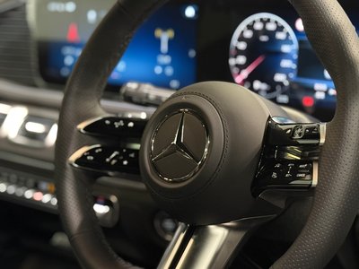 MERCEDES-BENZ GLS - 8