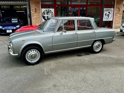 1967 ALFA Romeo JULIA 照片 8