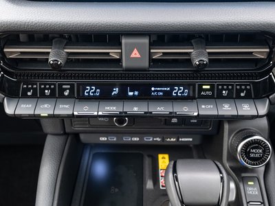صورة مصغرة 26 لـ 2025 Toyota LAND CRUISER 250