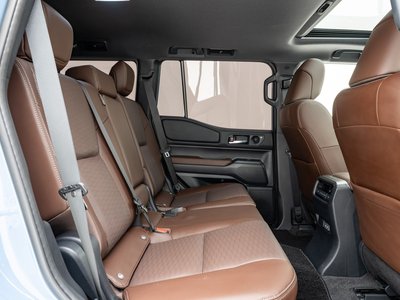 صورة مصغرة 36 لـ 2025 Toyota LAND CRUISER 250