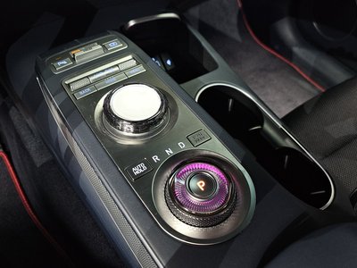 صورة مصغرة 12 لـ 2021 Genesis GV70