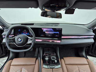 2024 BMW 5 SERIES photo 10