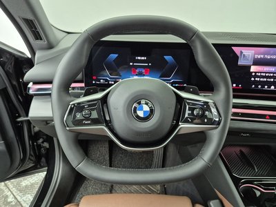 2024 BMW 5 SERIES 缩略图 12