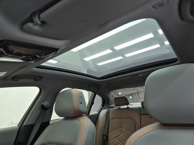 2024 BMW 5 SERIES 缩略图 19