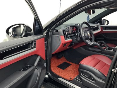 PORSCHE CAYENNE - 10