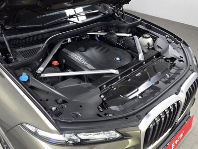 BMW X7 - 7