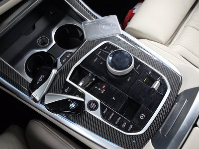 BMW X7 - 9