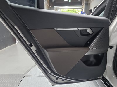 صورة مصغرة 15 لـ 2025 BMW 5 SERIES
