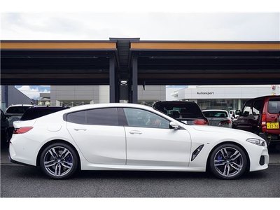2021 BMW 8 SERIES — фото 9