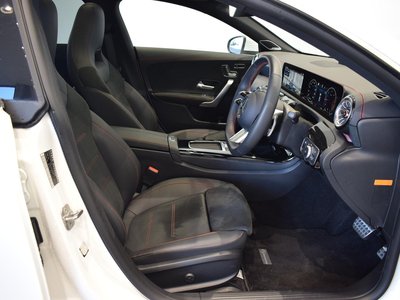 MERCEDES-BENZ CLA - 7