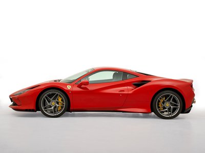 FERRARI F8 TRIBUTO - 4