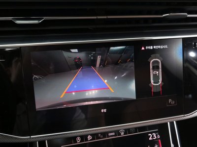 2021 AUDI Q7 — миниатюра 15