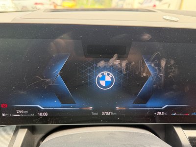 2025 BMW 5 SERIES — миниатюра 14