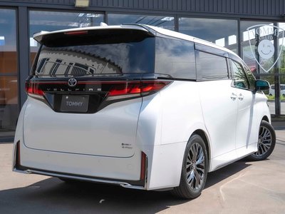 TOYOTA VELLFIRE - 3