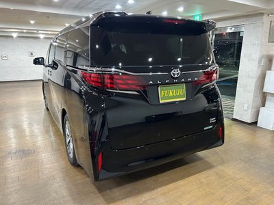 TOYOTA ALPHARD - 4