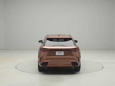 LEXUS RX - 8